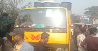 নারায়ণগঞ্জে আদালতের সামনে ট্রাকচাপায় একজন নিহত